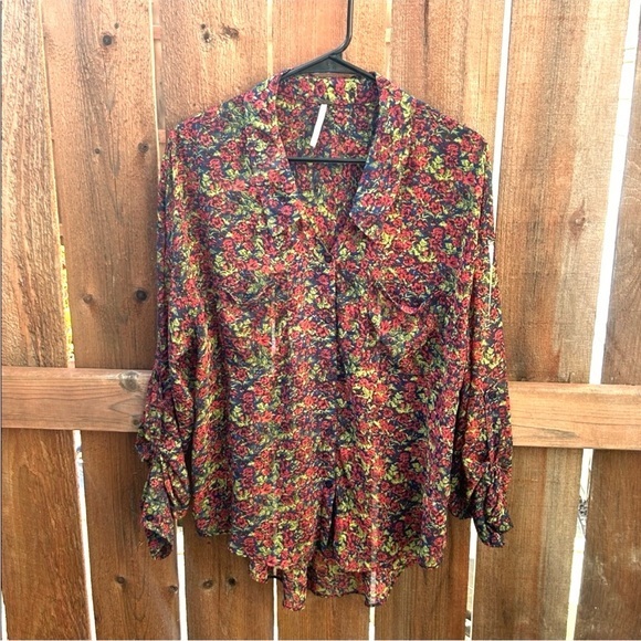 Free People Tops - Free People Floral Button Down High Low Blouse